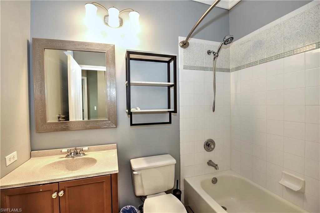 COLONY POINTE - Residential Lease