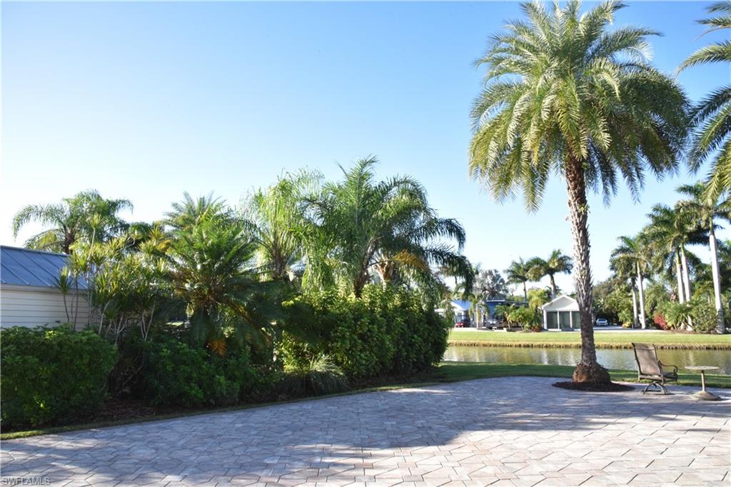 RIVERBEND MOTORCOACH RESORT - Land