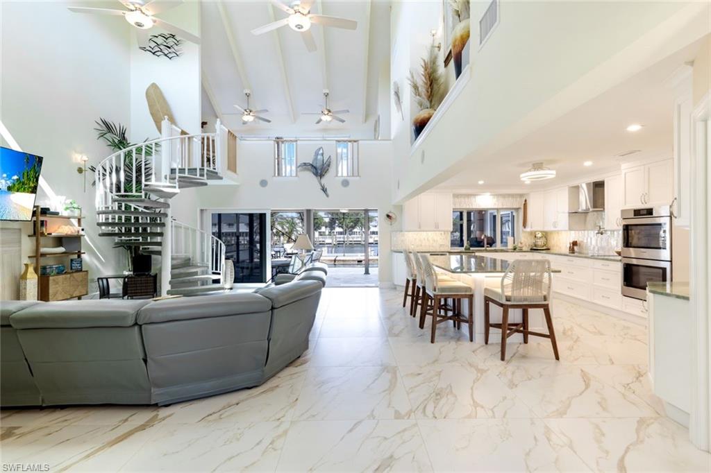 SIESTA ISLES - Residential