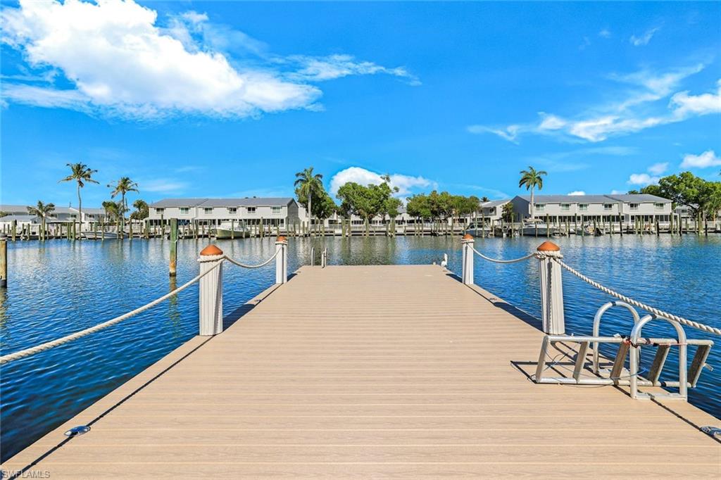 SIESTA ISLES - Residential