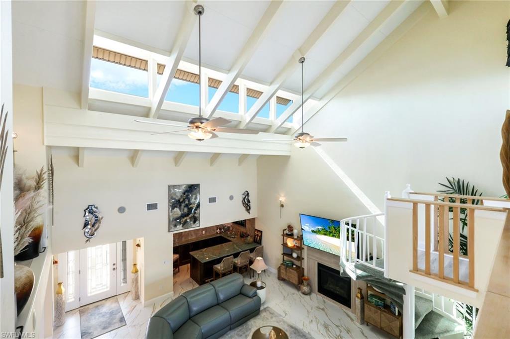 SIESTA ISLES - Residential