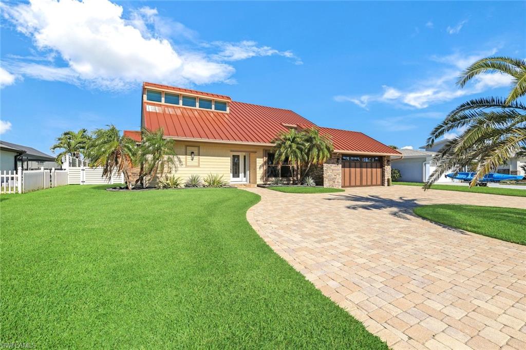 SIESTA ISLES - Residential