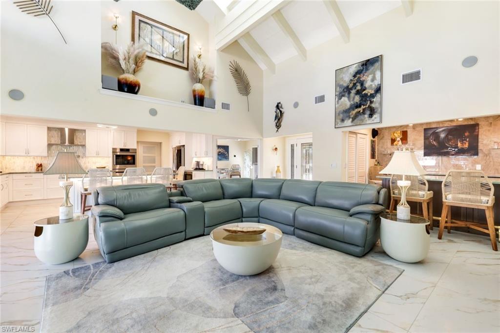 SIESTA ISLES - Residential