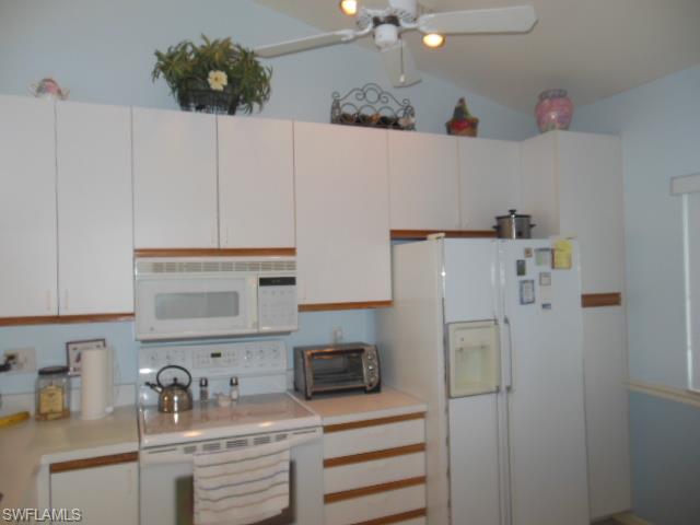 GOLFVIEW GOLF & RACQUET CLUB - Residential