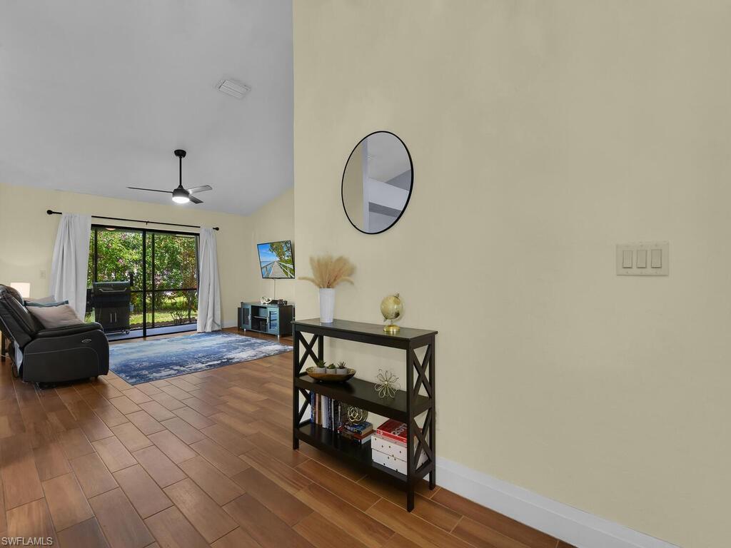 VILLAS FOUR - Residential