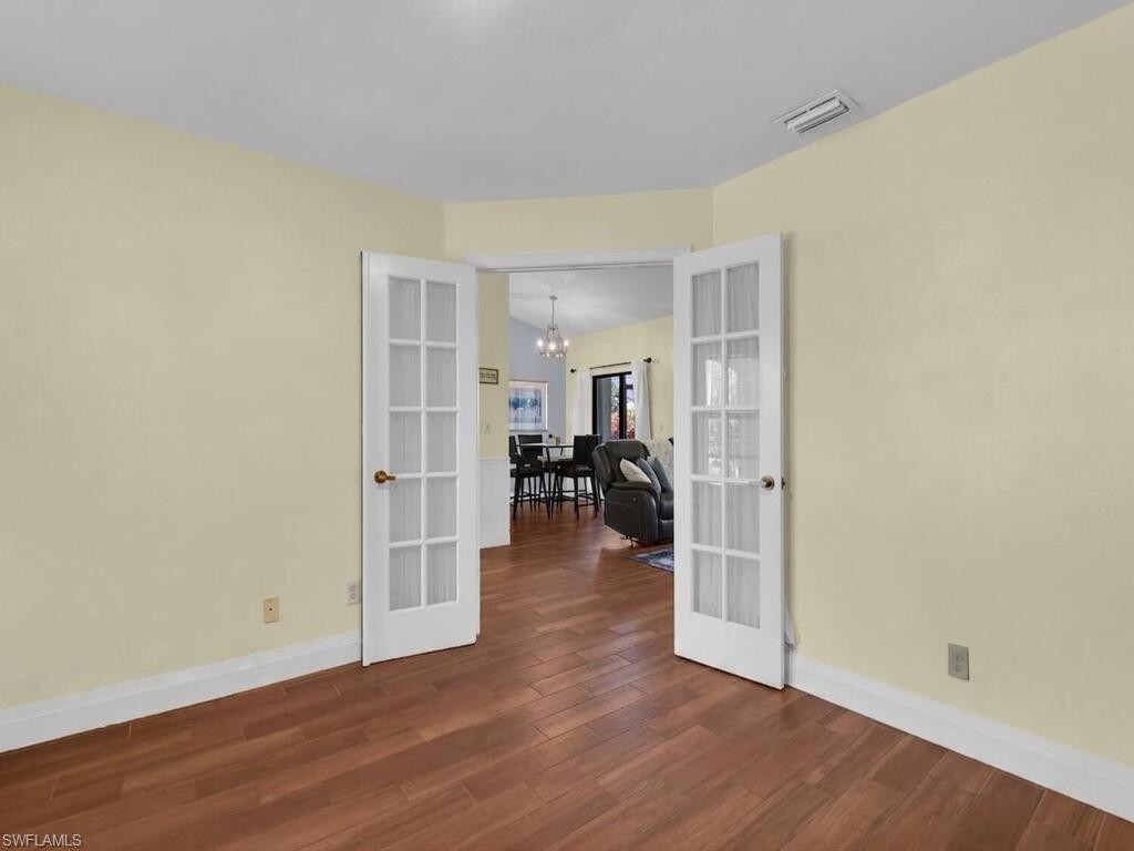 VILLAS FOUR - Residential