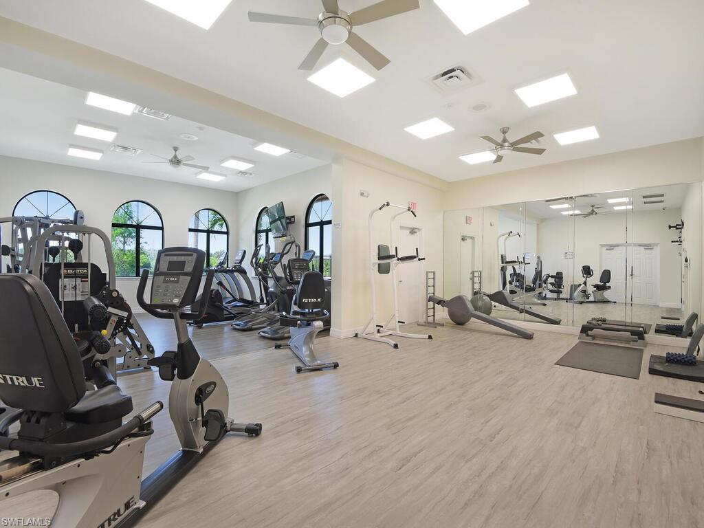 VILLAS FOUR - Residential