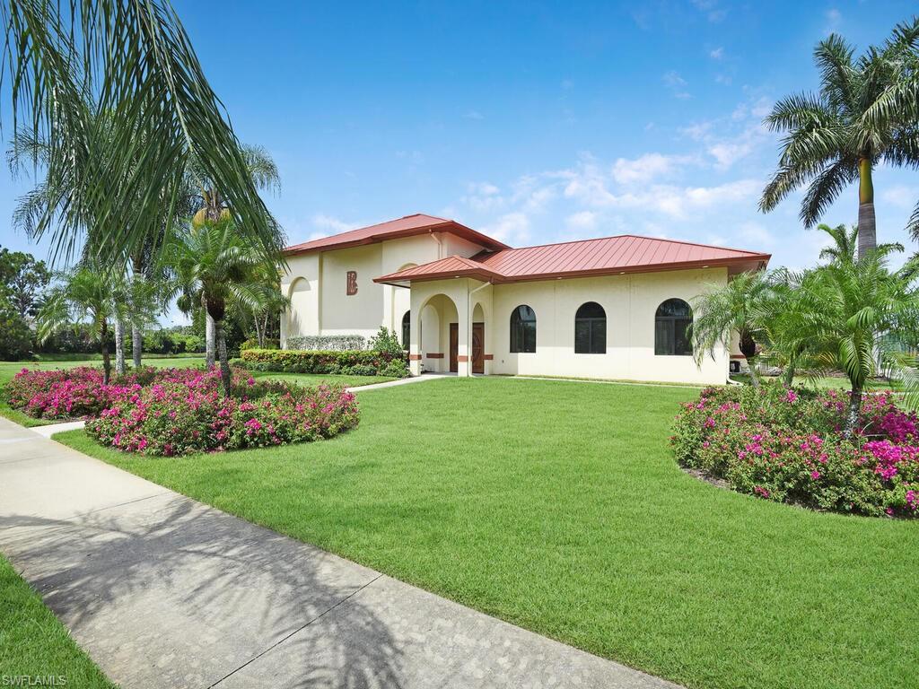 VILLAS FOUR - Residential