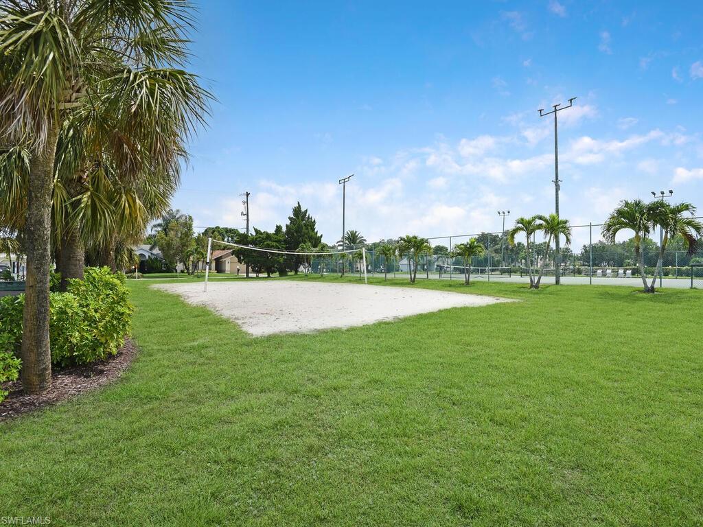 VILLAS FOUR - Residential