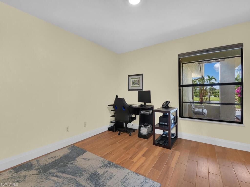 VILLAS FOUR - Residential