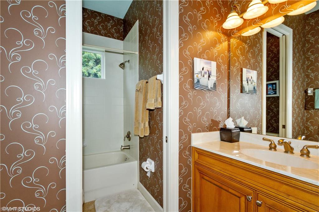 NICKEL RIDGE - Residential