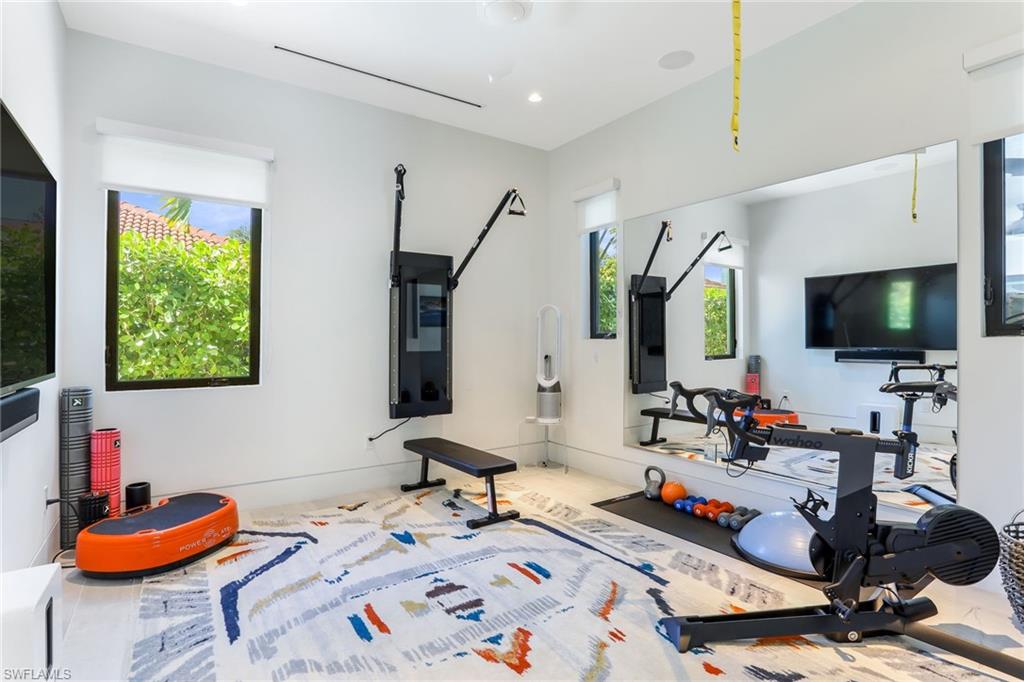 MOORINGS - Residential