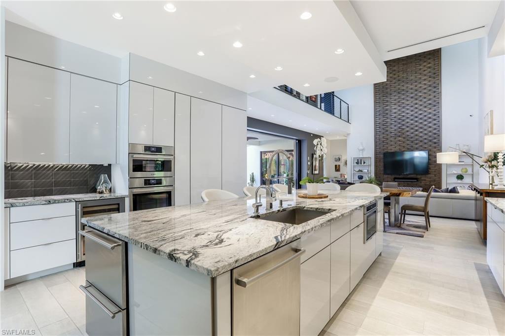 MOORINGS - Residential