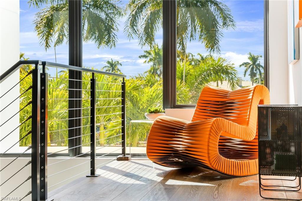 MOORINGS - Residential