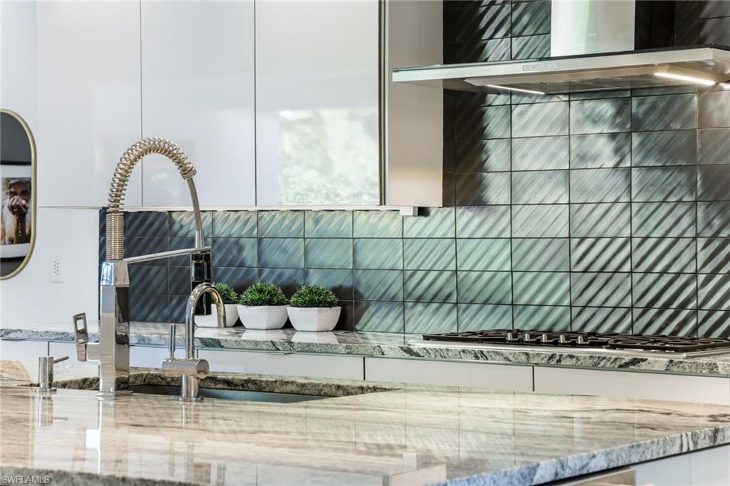 MOORINGS - Residential