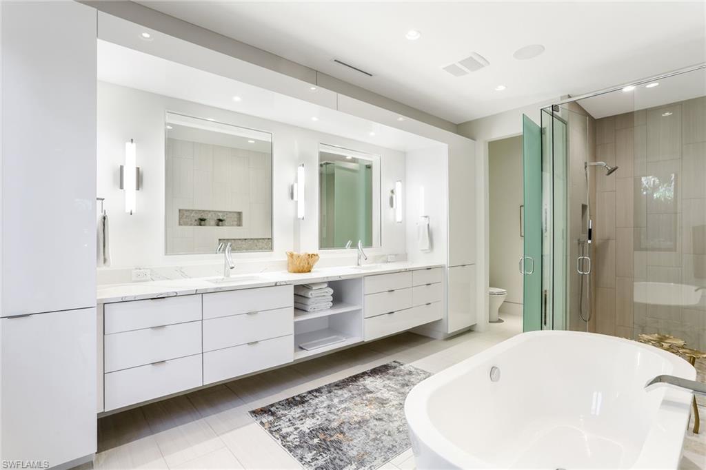 MOORINGS - Residential