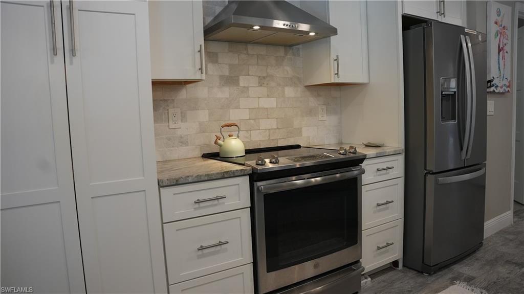 BROOKSHIRE VILLAGE - Residential Lease