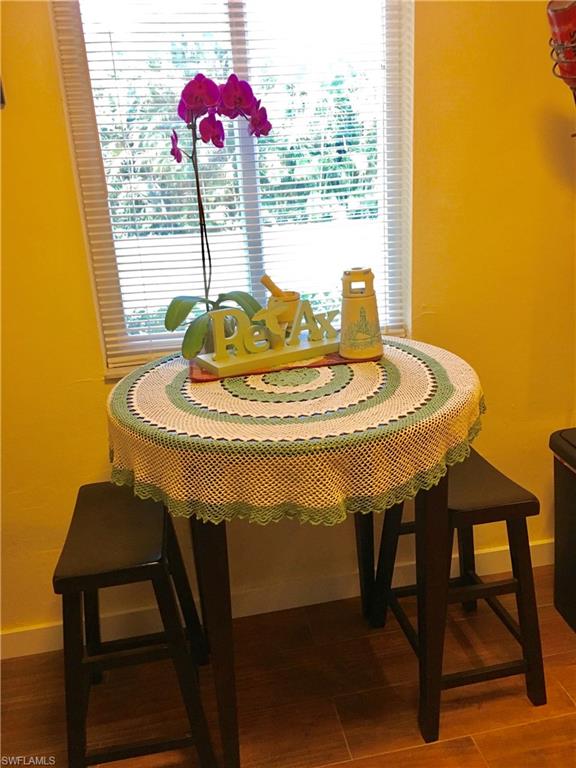 SAN CARLOS PARK - Residential