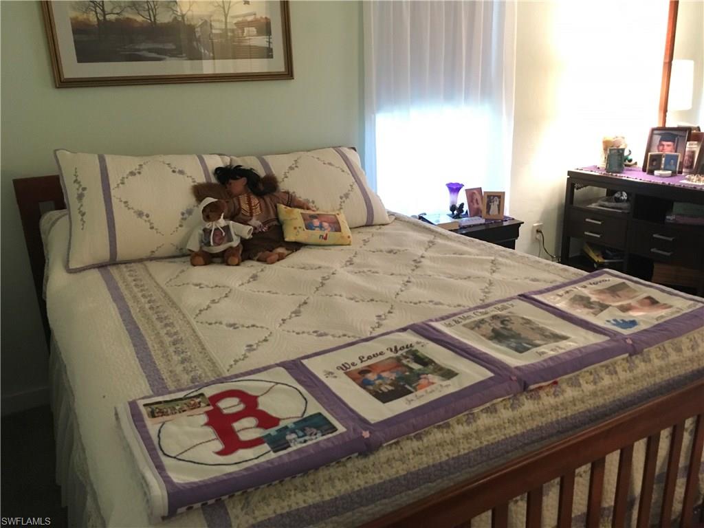 SAN CARLOS PARK - Residential