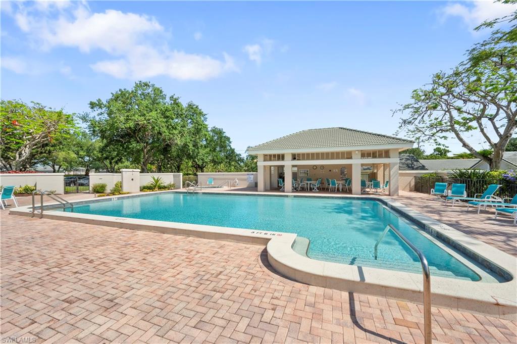 ARBOR TRACE - Residential