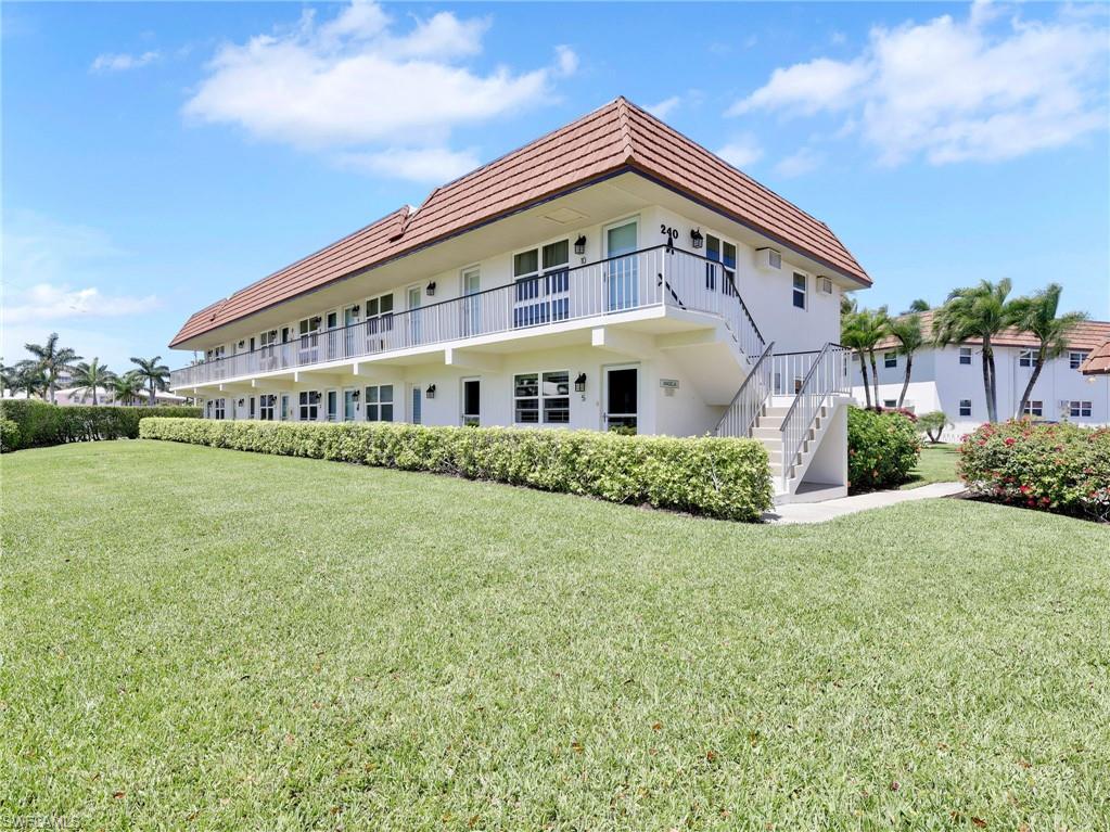 SEABREEZE CONDO - Residential