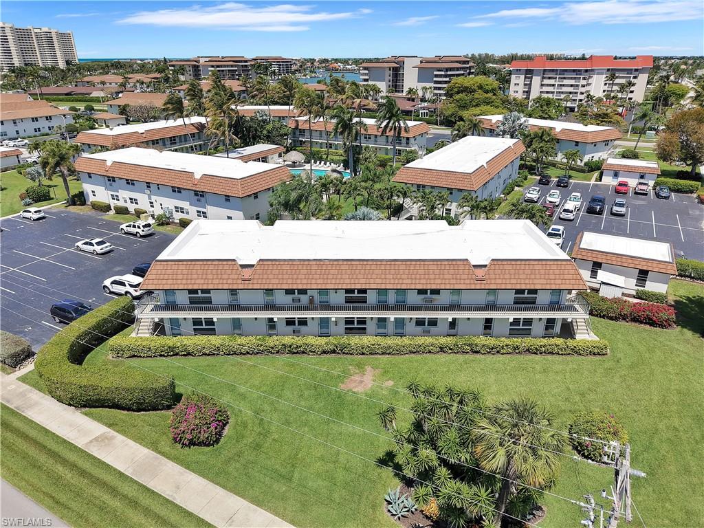 SEABREEZE CONDO - Residential