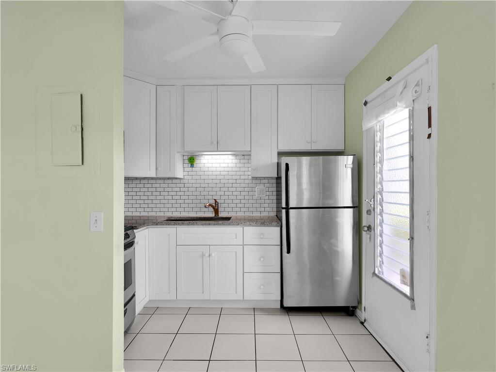 SEABREEZE CONDO - Residential