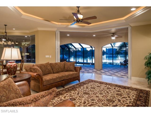 MOORINGS - Residential