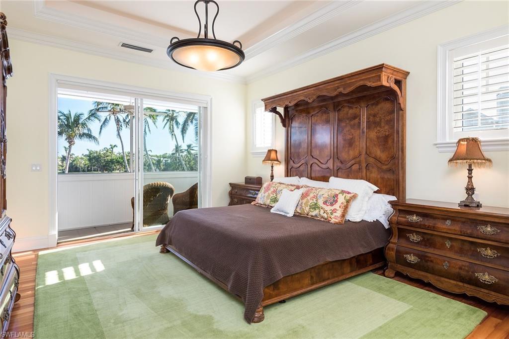 OLDE NAPLES - Residential