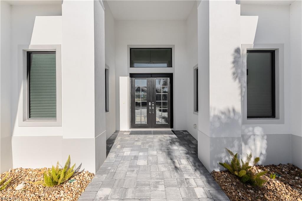 COUNTRY CLUB - Residential