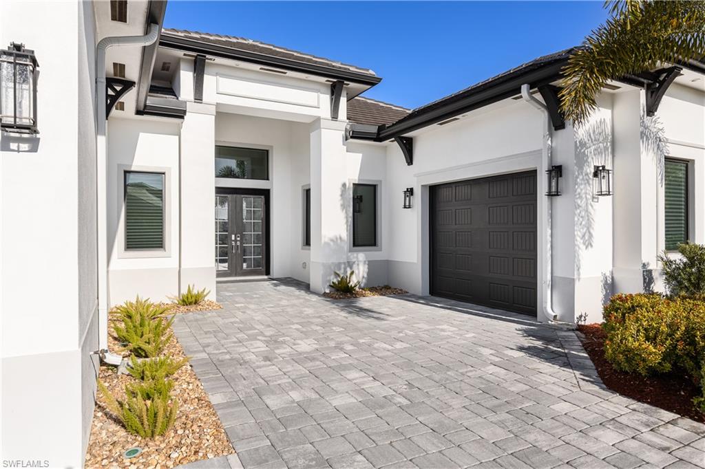 COUNTRY CLUB - Residential