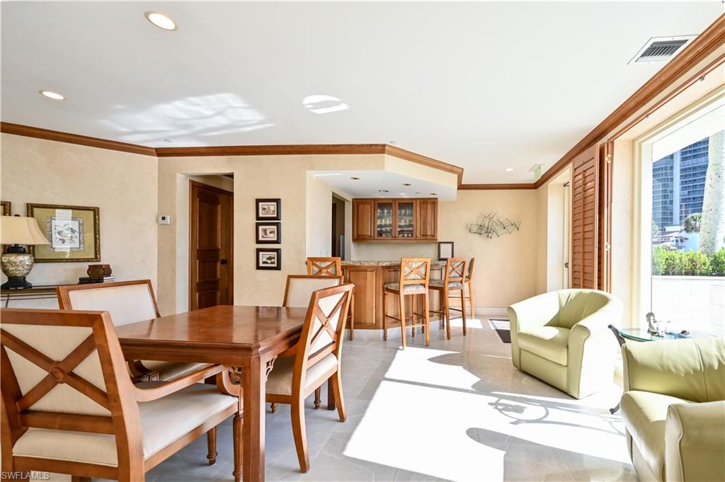 MERIDIAN CLUB - Residential