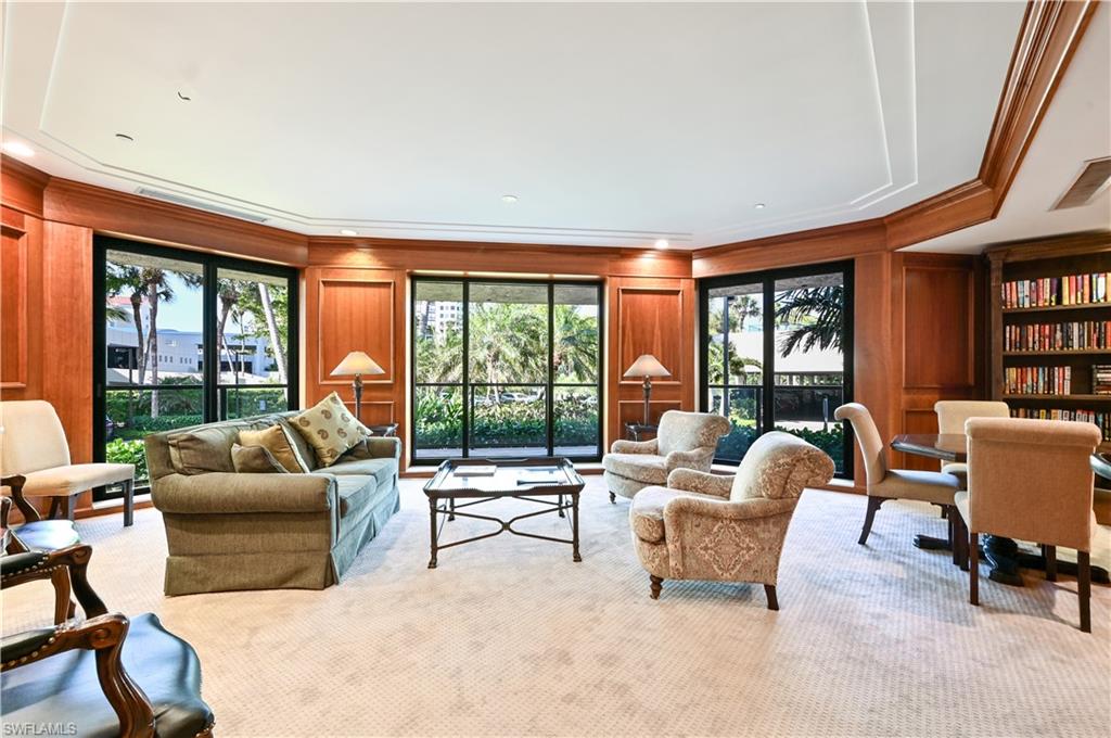 MERIDIAN CLUB - Residential