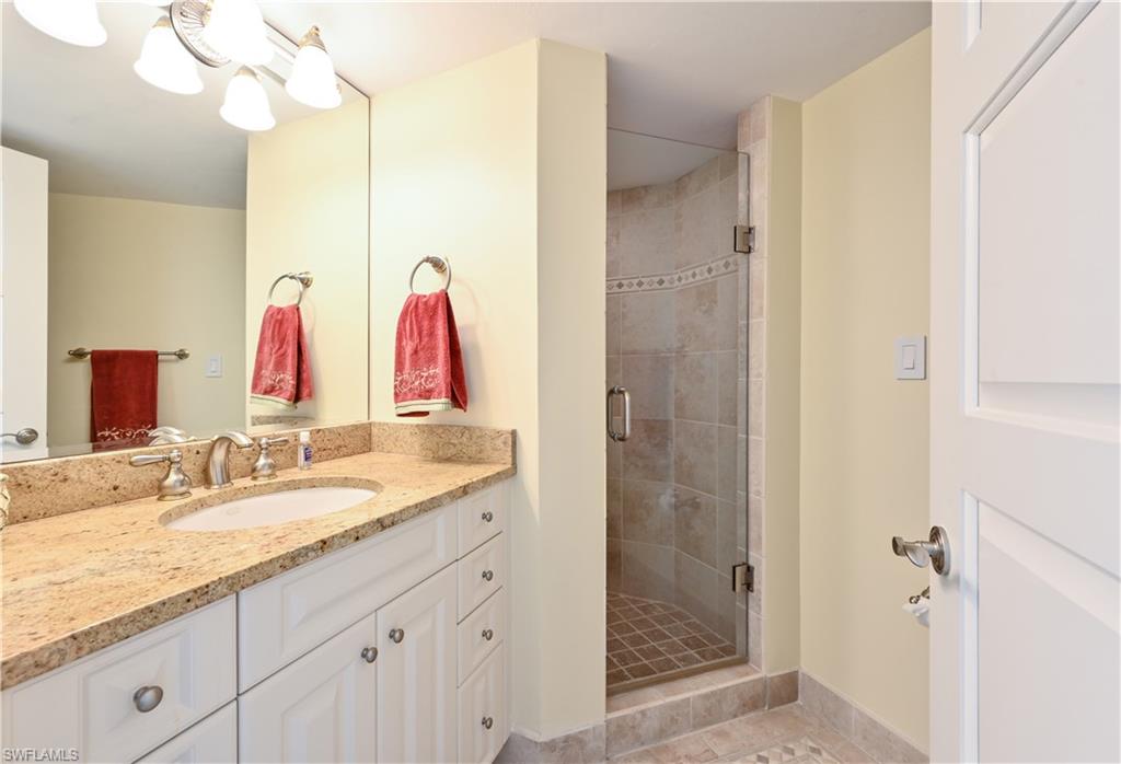 MERIDIAN CLUB - Residential