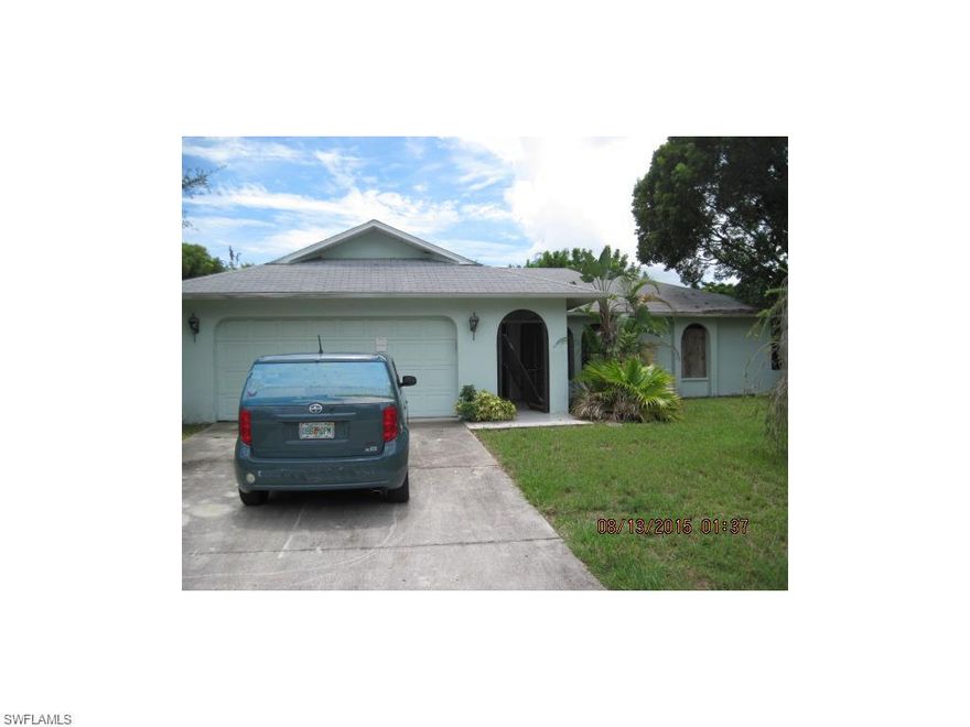 Thank you for letting me introduce you this pool home located in Cape Coral. Subject is located near alot of lakes and canals. Near hancock bridge pkwy for quick access to the area. Located near, golf course, schools, shopping, services, new VA clinic in the area.
Sold as is, buyer to verify data, measurements, any current or future assessment's.