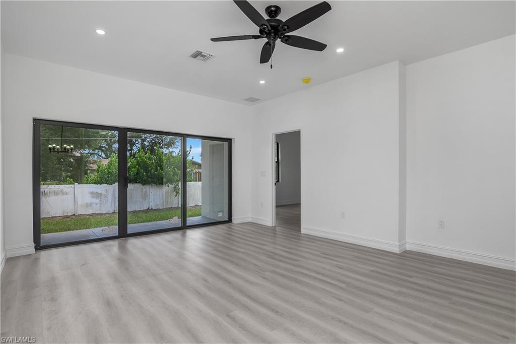 FORT MYERS SHORES - Residential