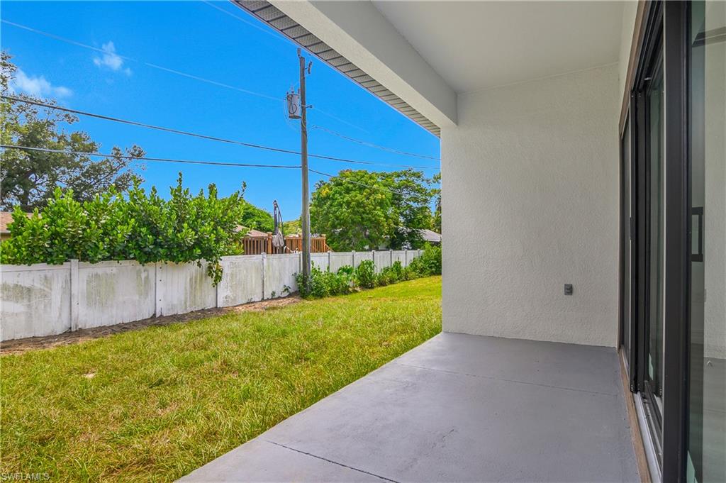 FORT MYERS SHORES - Residential