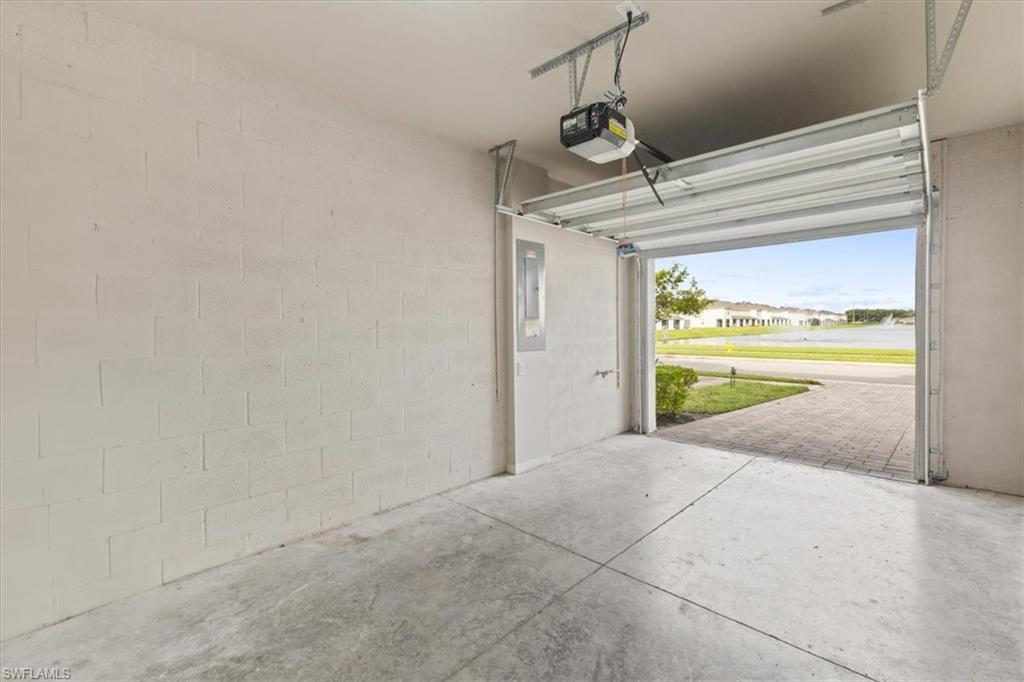 MEADOWOOD - Residential