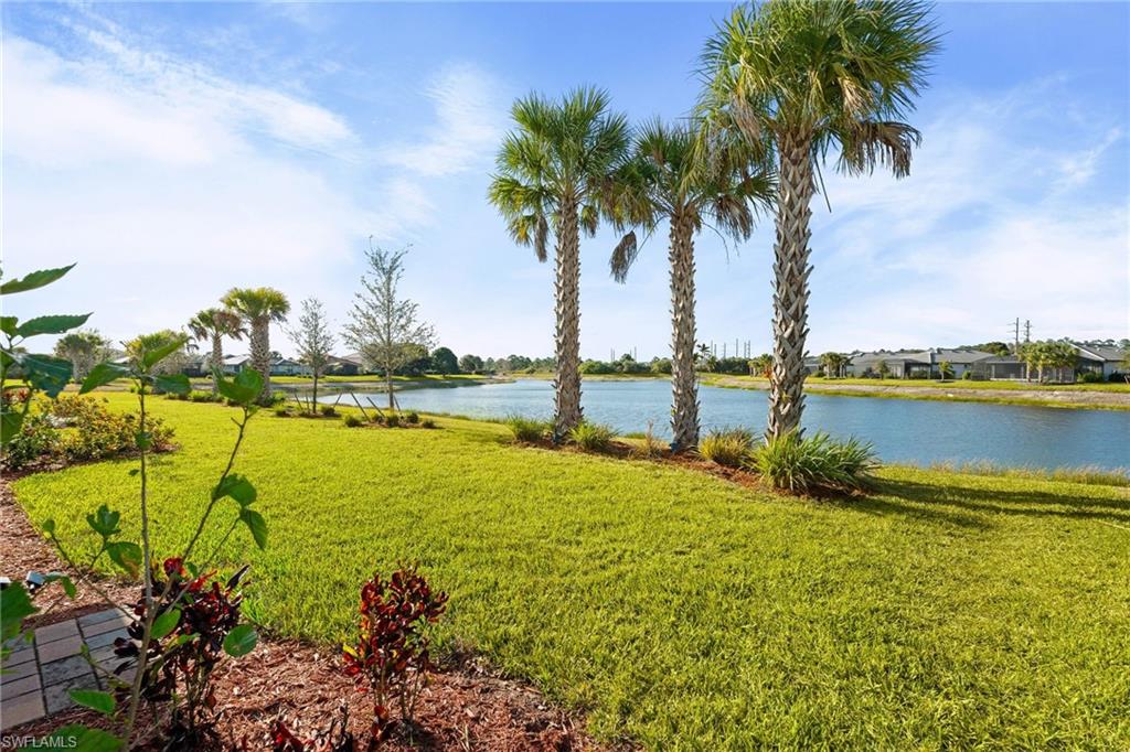 COUNTRY CLUB - Residential