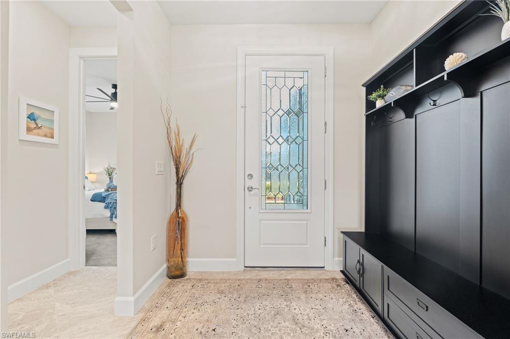 COUNTRY CLUB - Residential