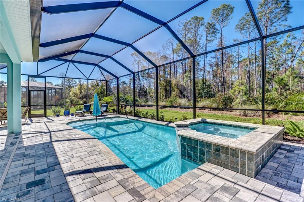 SAVANNAH LAKES - Residential