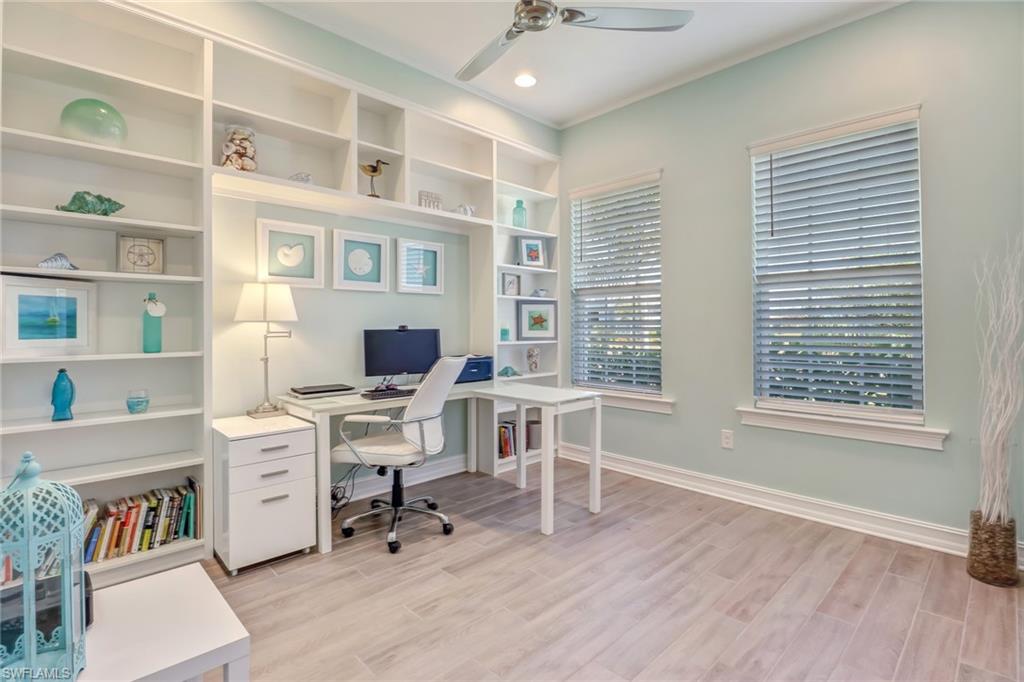 SAVANNAH LAKES - Residential