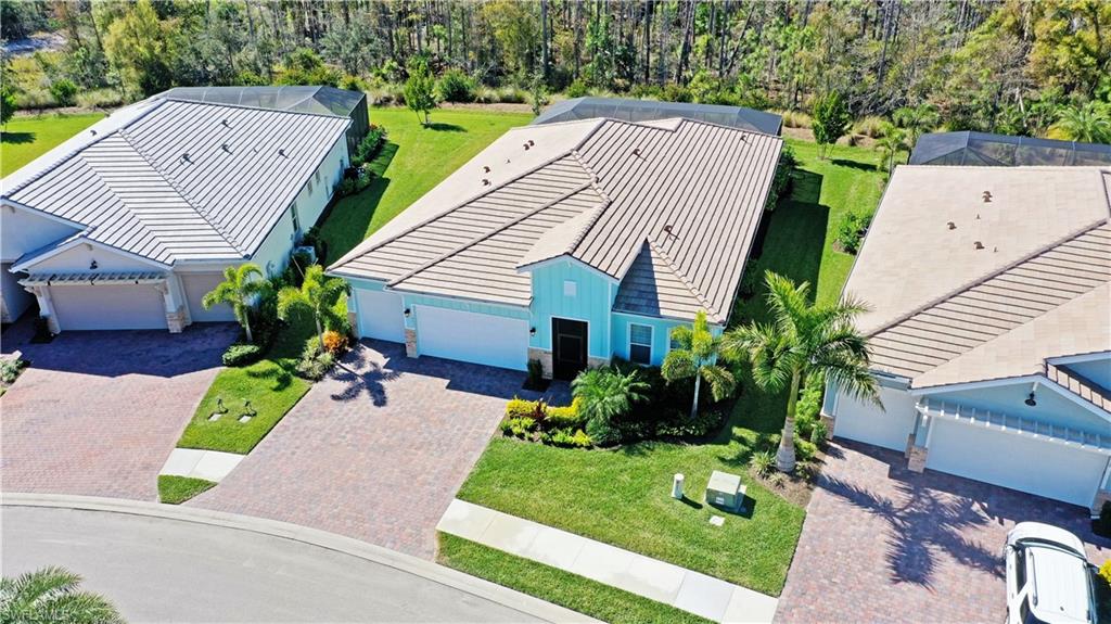 SAVANNAH LAKES - Residential