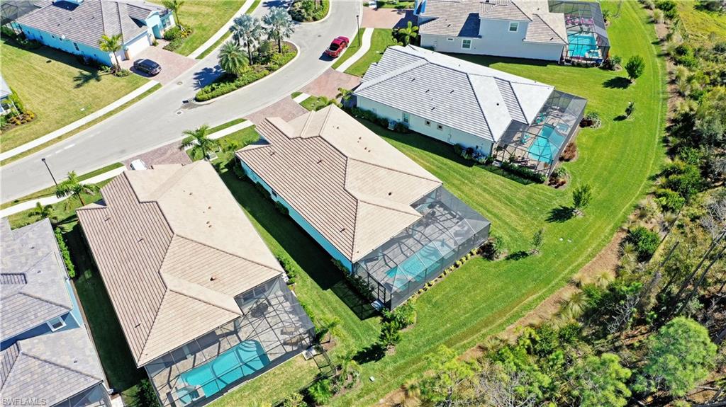 SAVANNAH LAKES - Residential