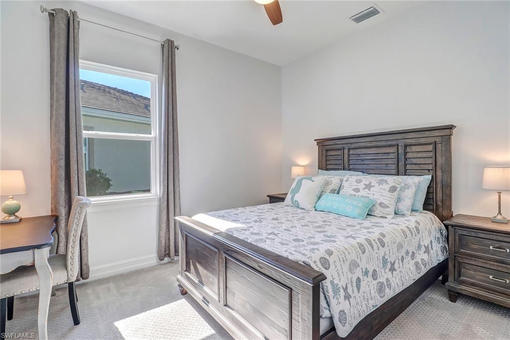 SAVANNAH LAKES - Residential