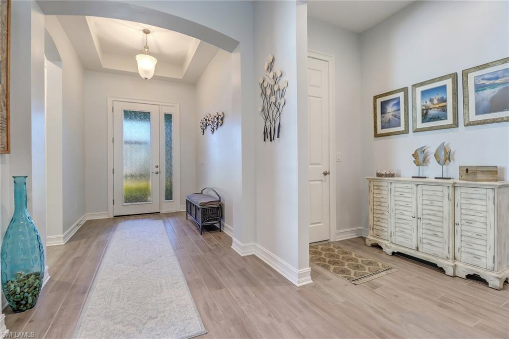 SAVANNAH LAKES - Residential