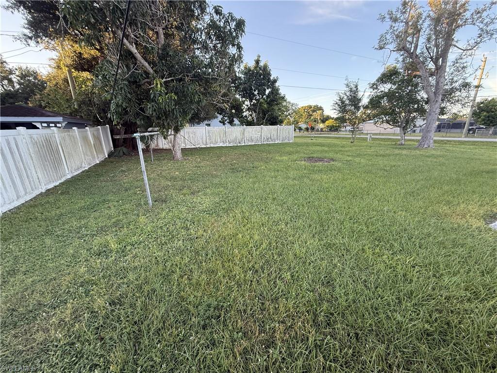 FORT MYERS SHORES - Residential Lease