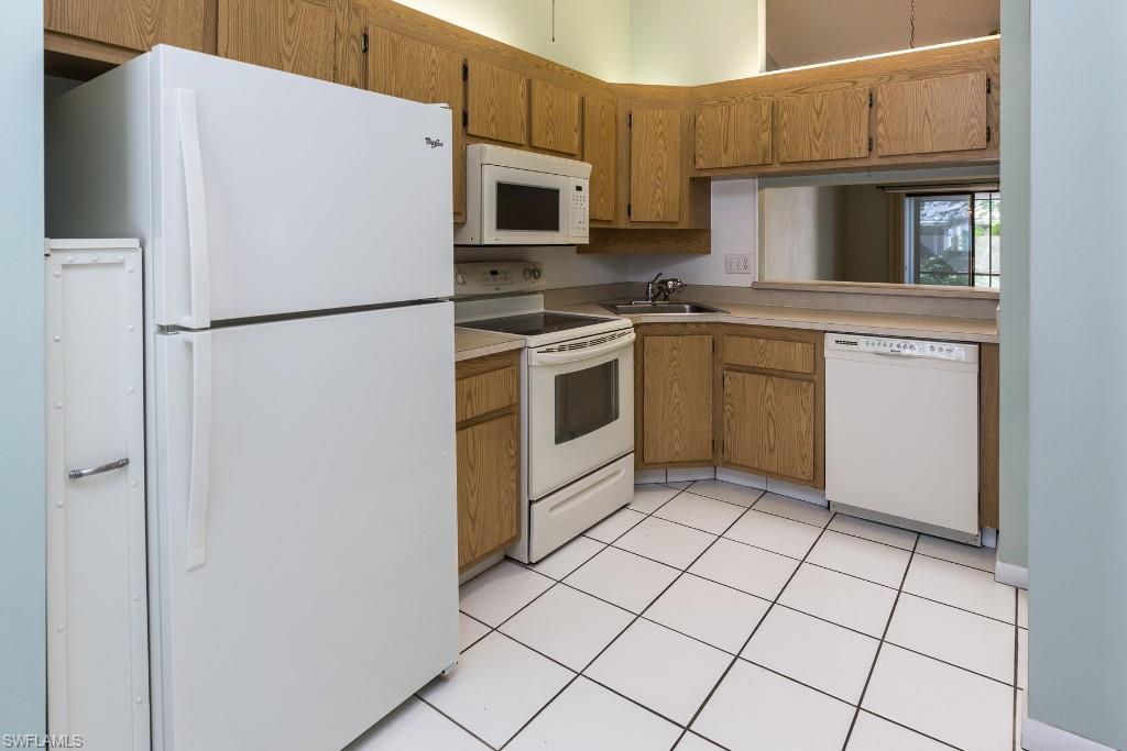 PINE RIDGE OF FORT MYERS VILLAGE - Residential