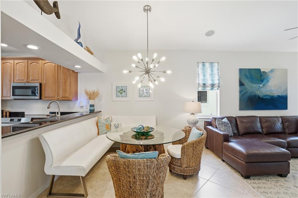 NAPLES PARK - Residential