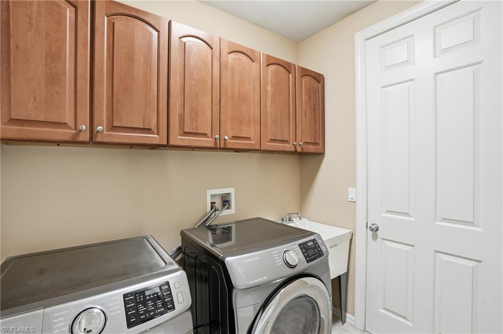 NAPLES PARK - Residential